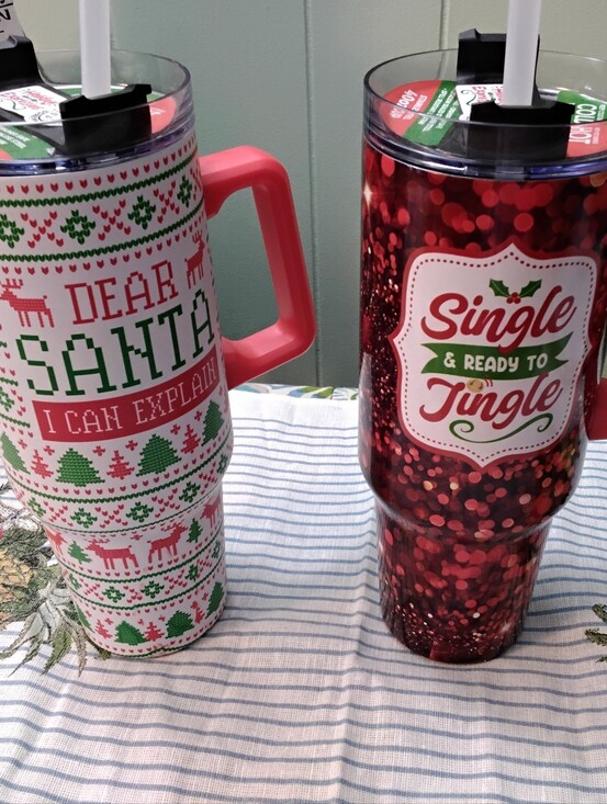 Christmas. Other - 3954 Lot Of 2 Christmas Theme Insolated Mugs. New